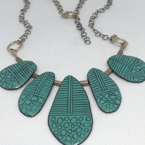 JAC#21-neck-silver-turq-enamel-leaves-3122