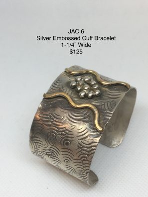 JAC#6-brac-cuff-silver-pepples-3189