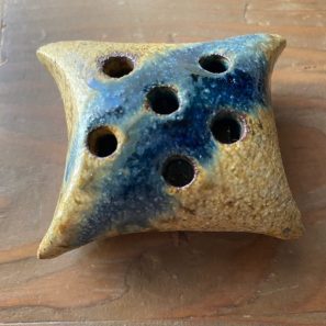 IKEBANA PILLOW NO 27